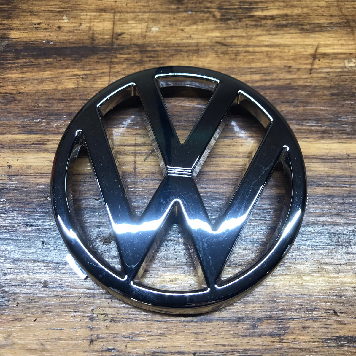 NOS Genuine VW MK2 Jetta 7 Slat Aero Grill Emblem – NEP Auto Parts