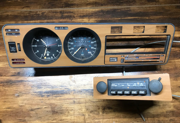 VW MK1 Wood Grain Gauge Cluster & Radio